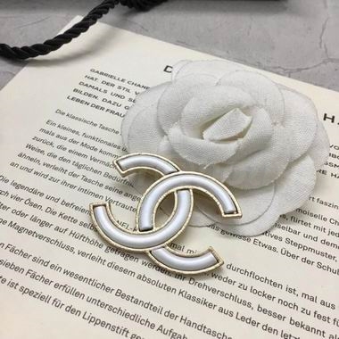 Chanel Brooch 10